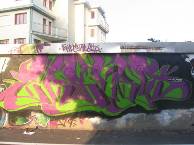 EKSTRA