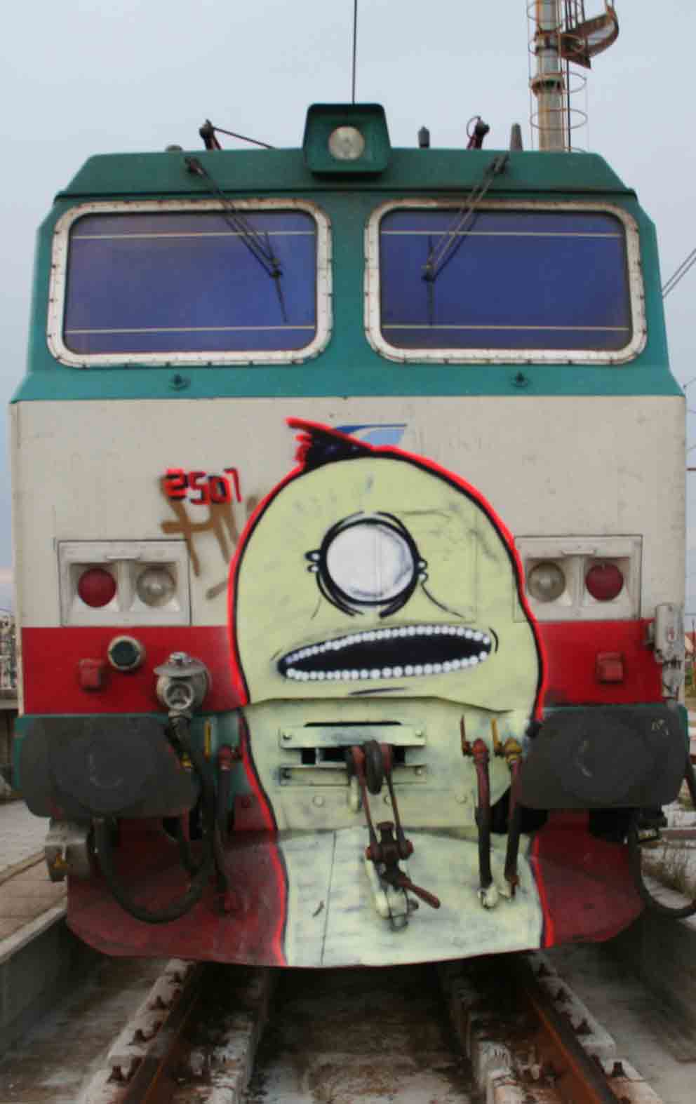 2501