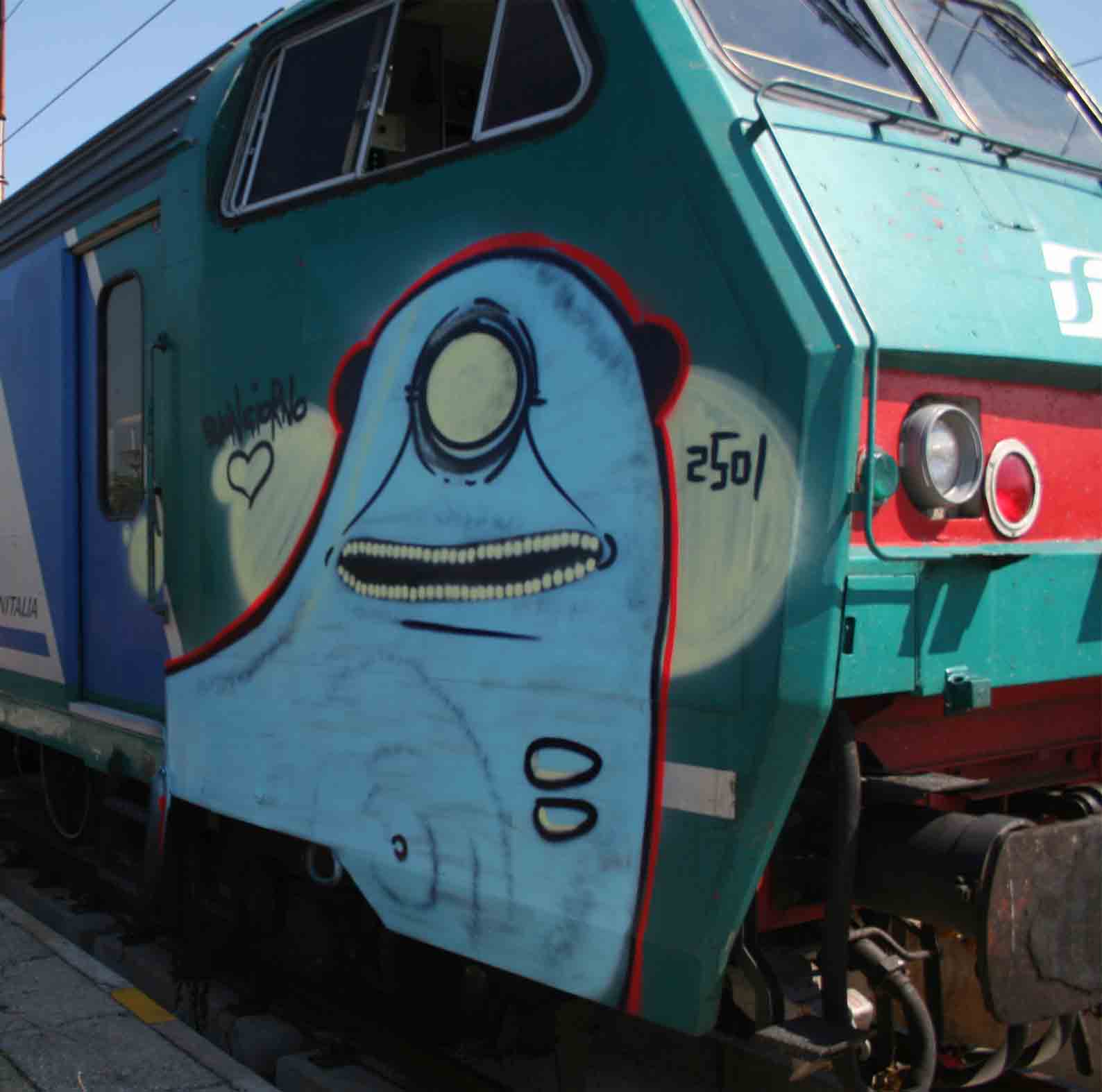 2501