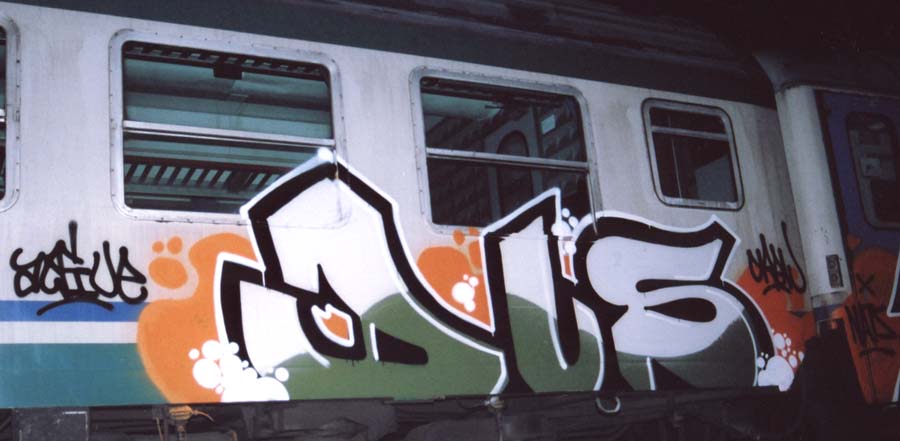 DUS