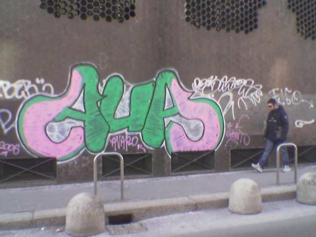 AVARO